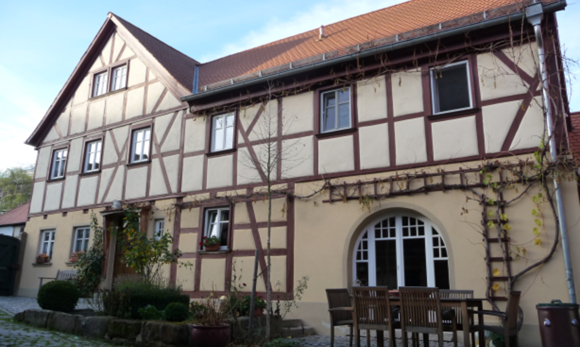 Dreiseithof Hof nachher