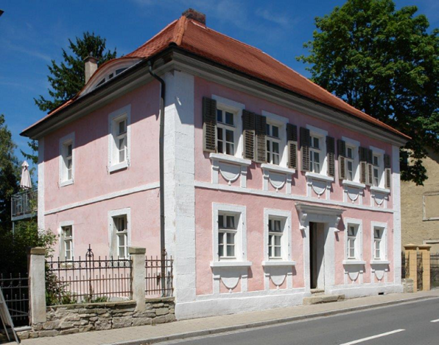 Wohnhaus vorne - Außenansicht nachher