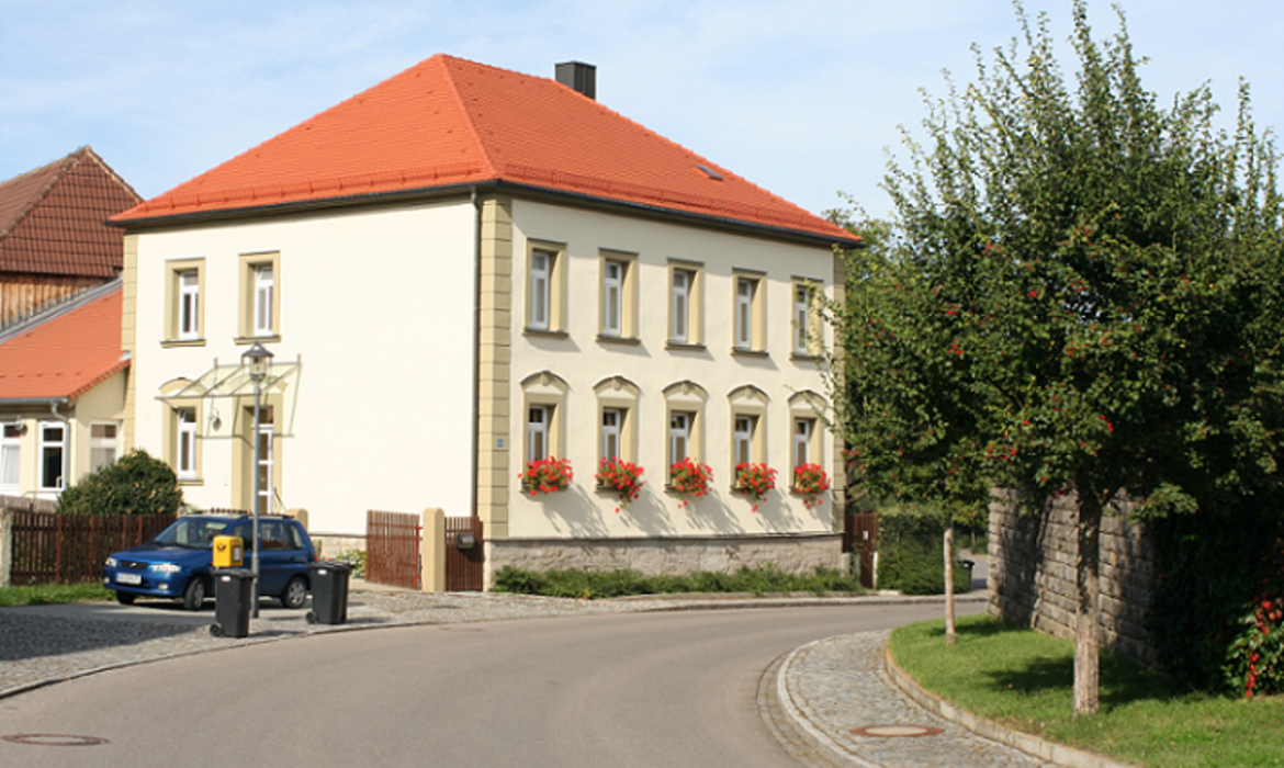 Dorfgemeinschaftshaus Außenansicht nachher