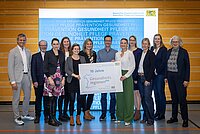 Bayerns Gesundheits- und Pflegeministerin Judith Gerlach mit den Geschäftsstellenleitungen der Gesundheitsregionenplus des Regierungsbezirks Mittelfranken.