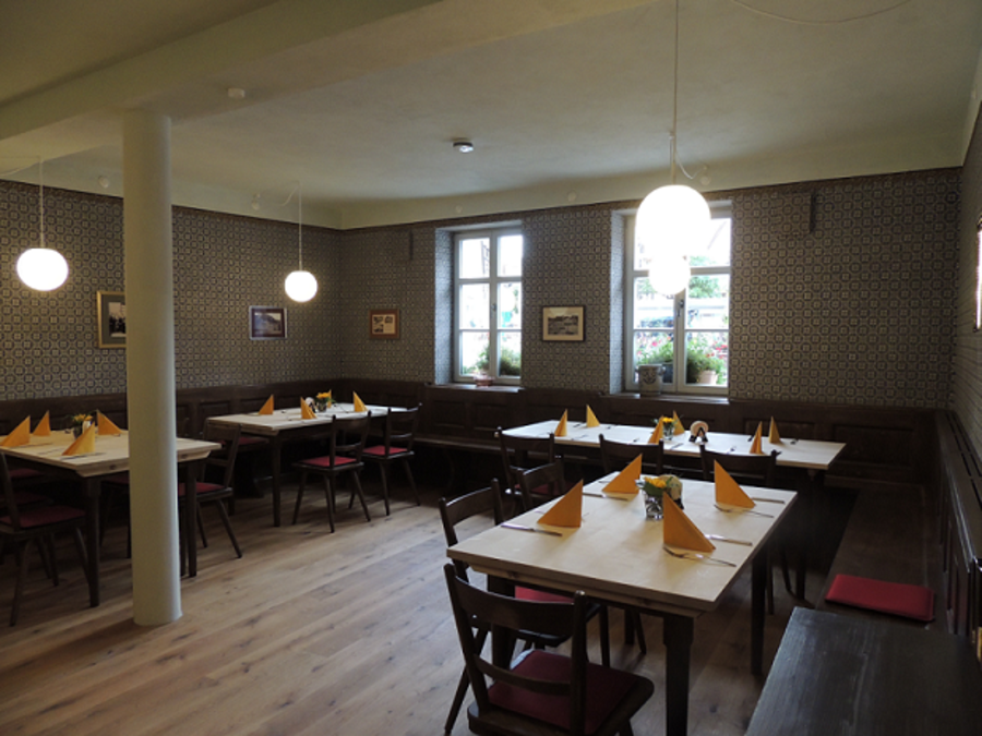 Wirtshaus in Neustadt a.d.Aisch - Innenansicht Stube nachher