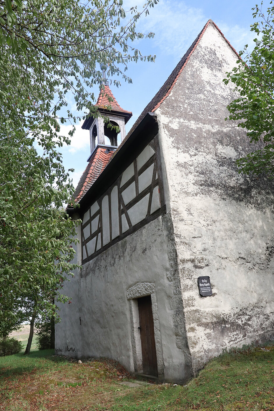 Fachwerkhaus mit Kirchturm