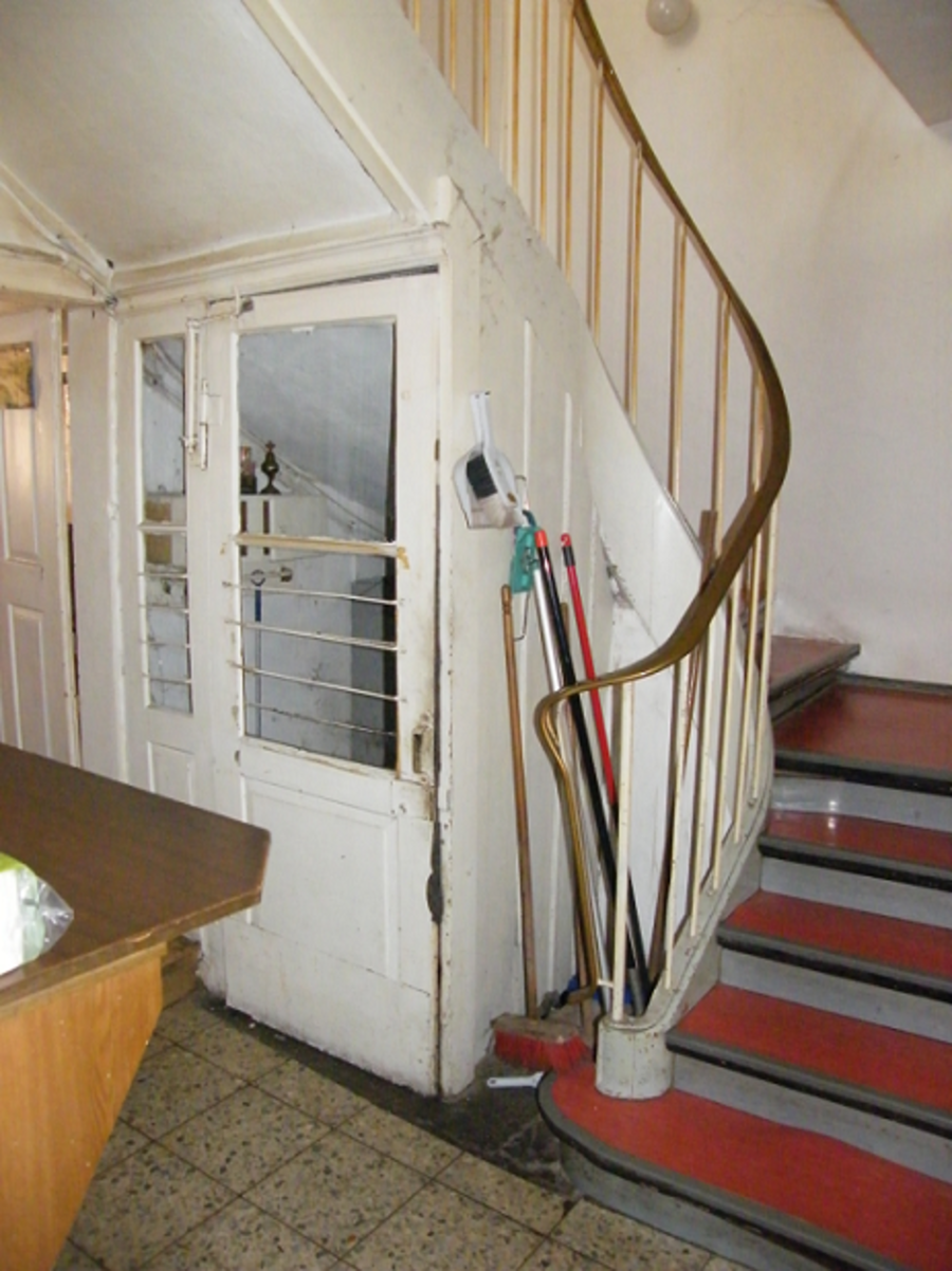 Wirtshaus in Neustadt a.d.Aisch - Innenansicht Treppenhaus vorher