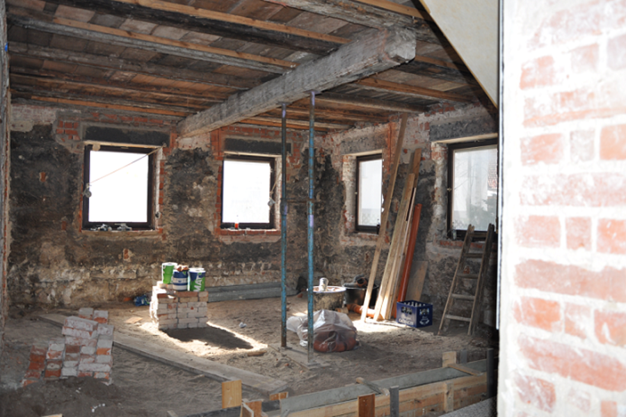 Gutenstetten Pahres Braugasse - Innenansicht Wohnraum vorher