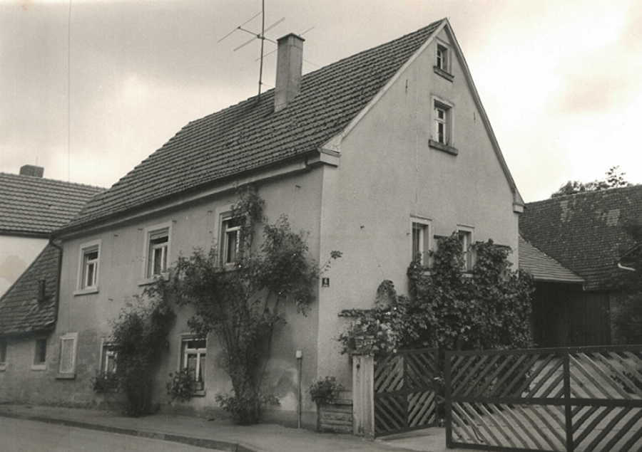 Hofstelle Haus - Außenansicht vorher