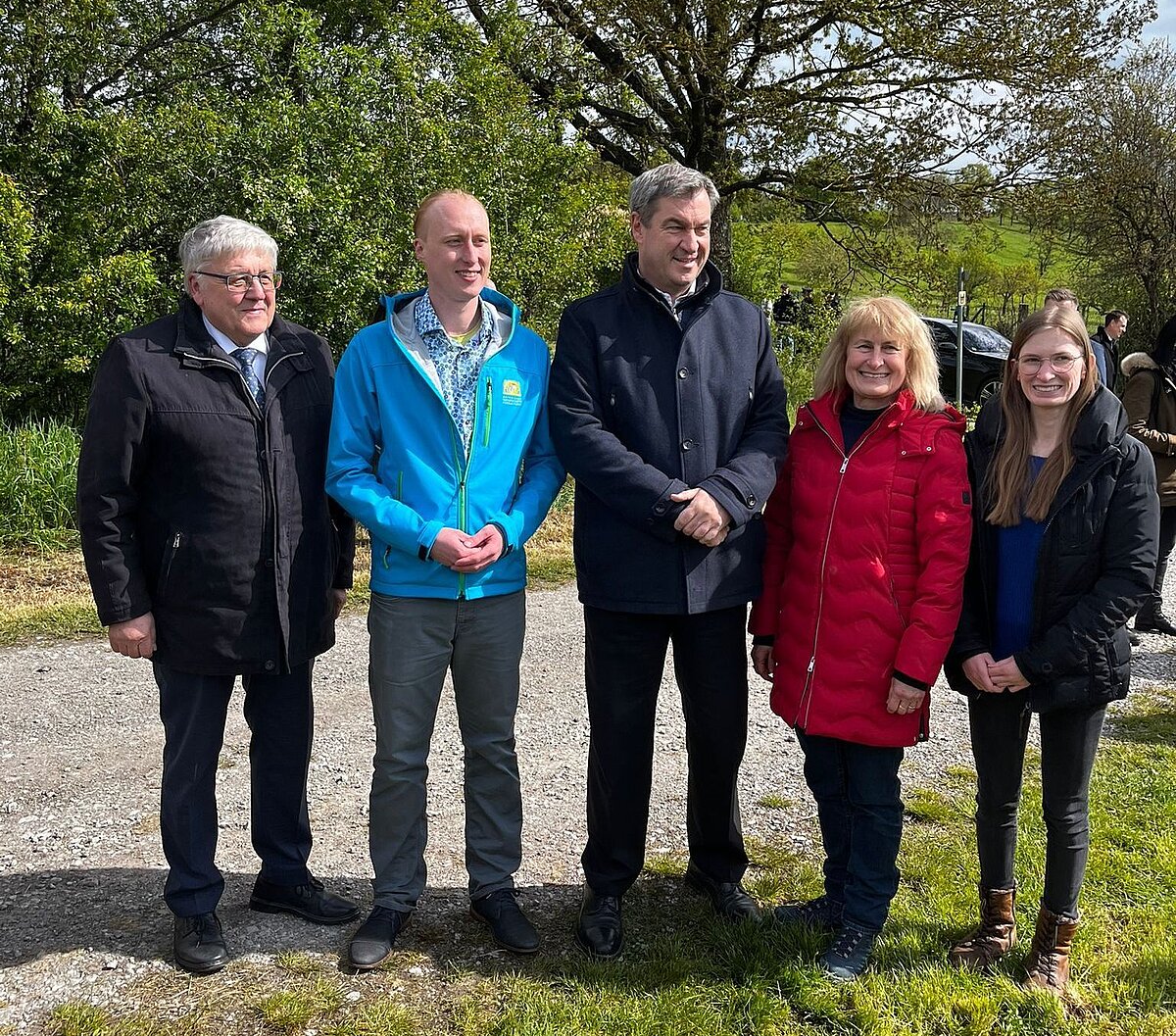 Gruppe von fünf Personen