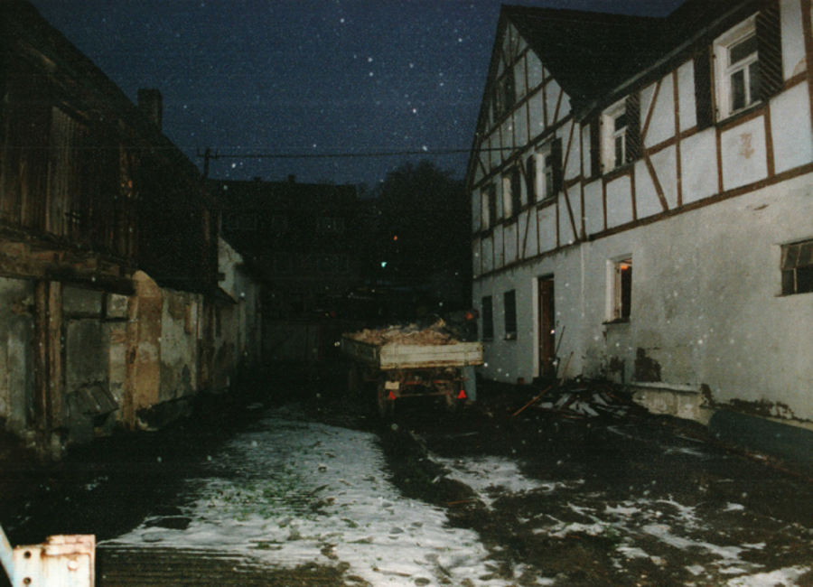 Dreiseithof Hof - Außenansicht vorher