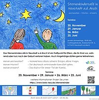 Plakat mit kindlichen Zeichnungen zum Sternenkindercafé in Neustadt a.d.Aisch, darunter zwei Kinder, die in einen sternklaren Nachthimmel blicken, sowie vier kleinere Motive mit Symbolen für Trost und Erinnerung wie ein Leuchtturm, ein Ballon und ein Kind an der Hand eines Erwachsenen.