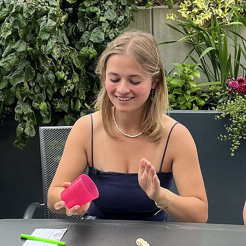 Mitarbeiterin Sina bei der Lebenshilfe in Bad Windsheim 