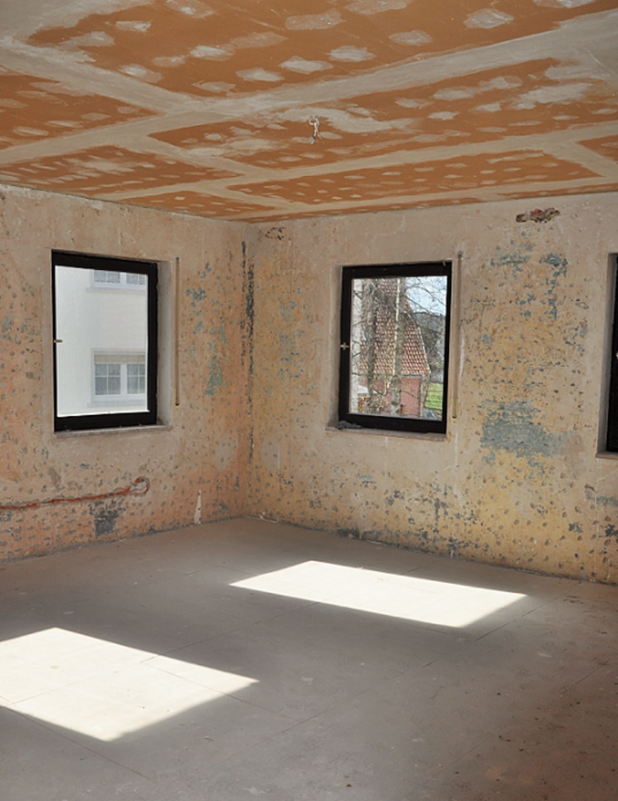 Gutenstetten Pahres Braugasse - Innenansicht Wohnraum vorher