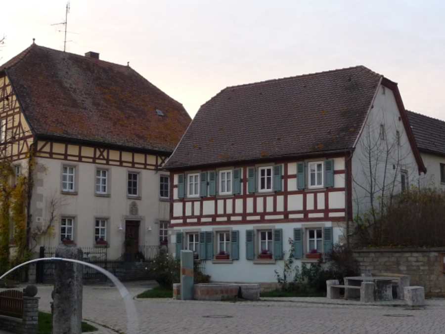 Wohnhaus - Außenansicht nachher